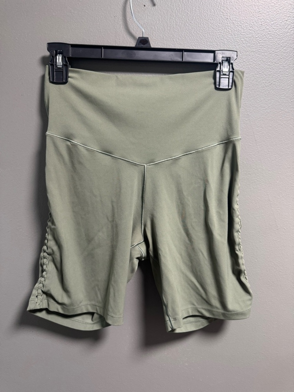 AERIE Offline Real Me Xtra Olive Green High-Rise Bike Shorts Braided Macrame L